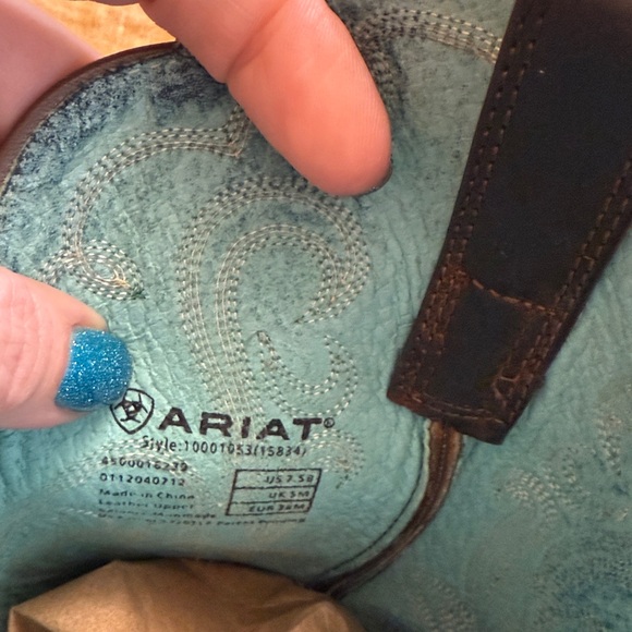 Ariat Western Boots - Picture 13 of 17